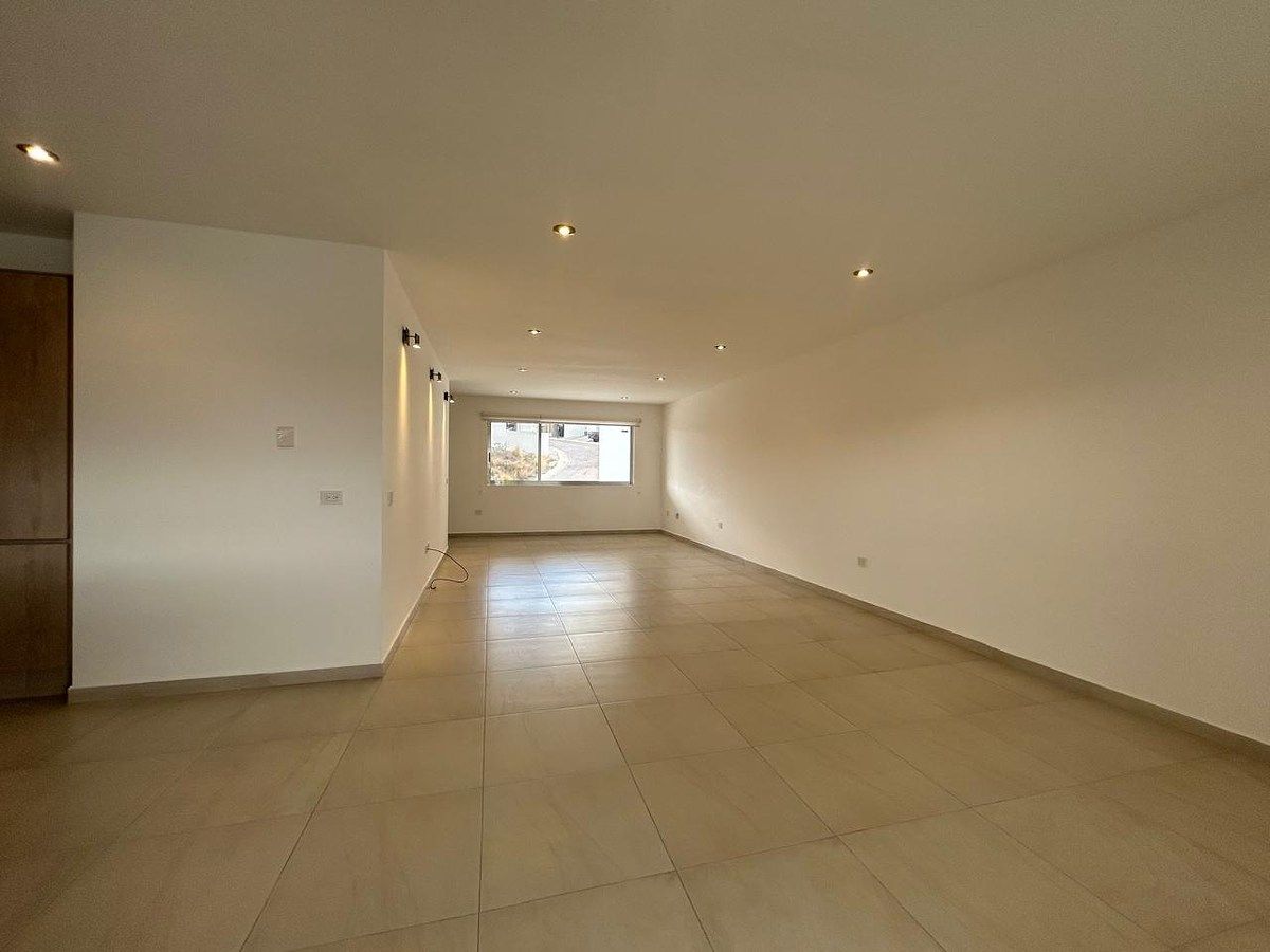Casa em Cumbres del Lago, Querétaro, foto 10 de 17