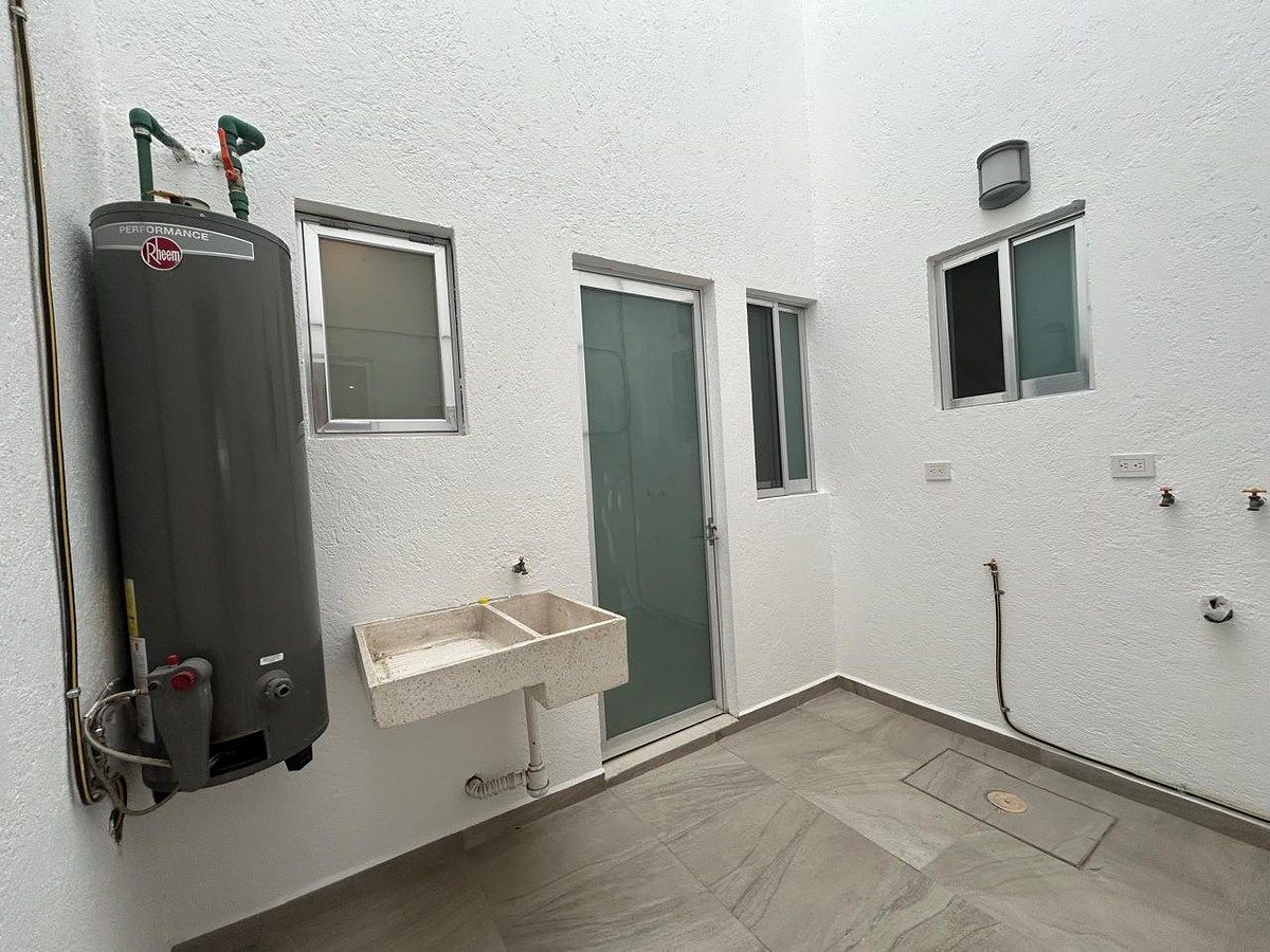 Casa em Cumbres del Lago, Querétaro, foto 15 de 17