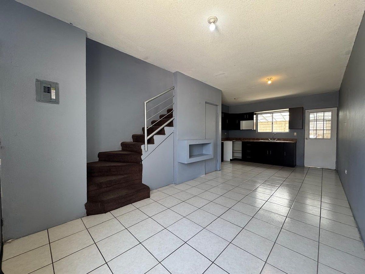 Casa en condominio en Bonaterra, Tijuana, foto 4 de 12