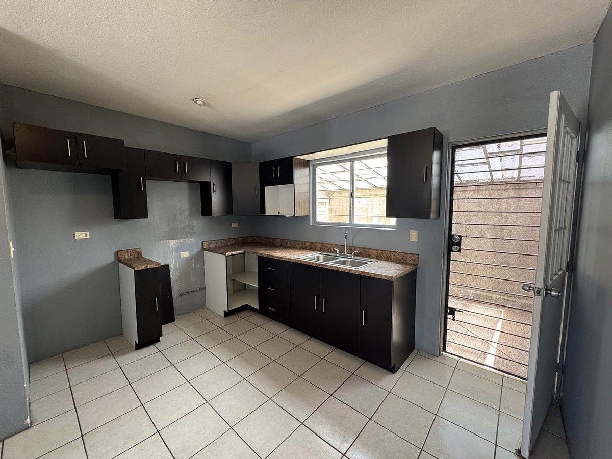 Casa en condominio en Bonaterra, Tijuana, foto 7 de 12