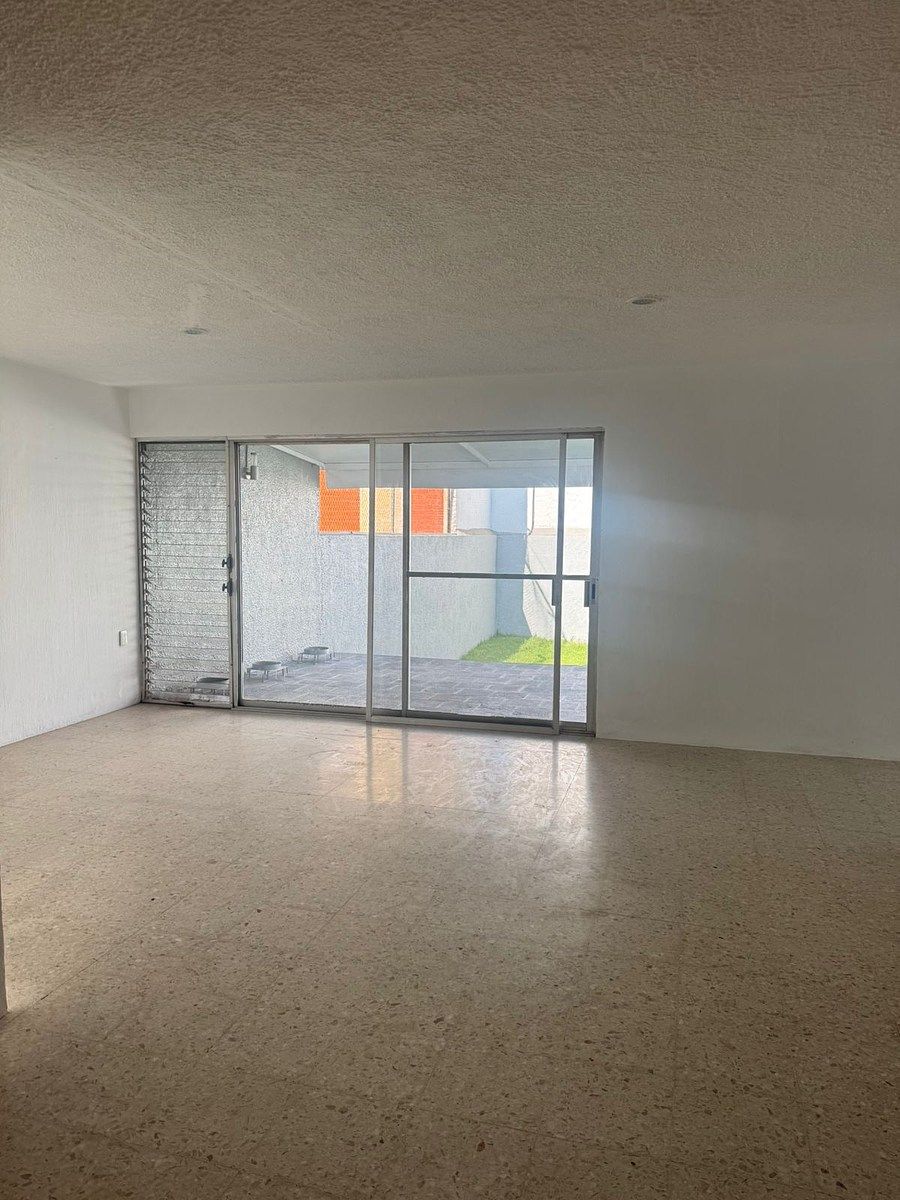 Casa em Fraccionamiento Jardines de Guadalupe, Zapopan, foto 5 de 28