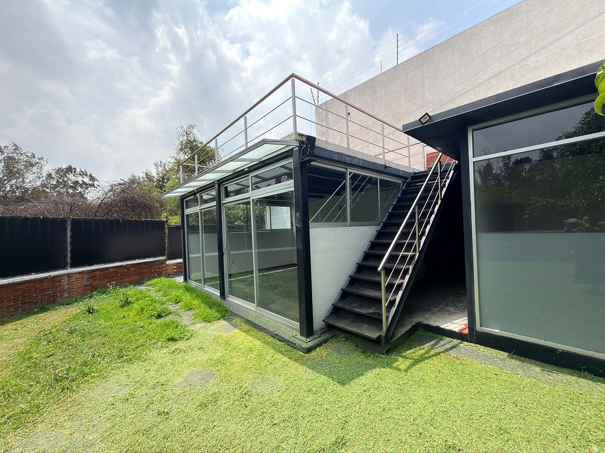 Casa con uso de suelo en Ciudad Satélite, Naucalpan de Juárez, foto 2 de 29