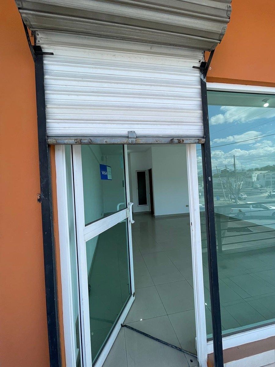 Loja em shopping em Burócratas del Estado, Monterrey, foto 2 de 13