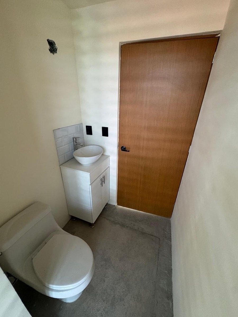 Baño completo, foto 2 de 11