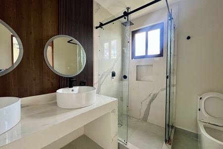 SE VENDE CASA EN COUNTRY CLUB,EN OASIS,AL NORTE DE MERIDA YUCATAN