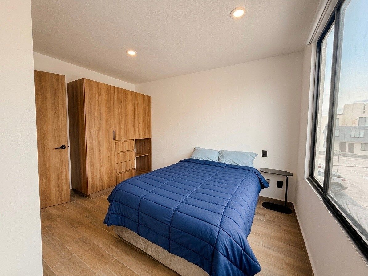 Recámara secundaria 1, foto 6 de 17