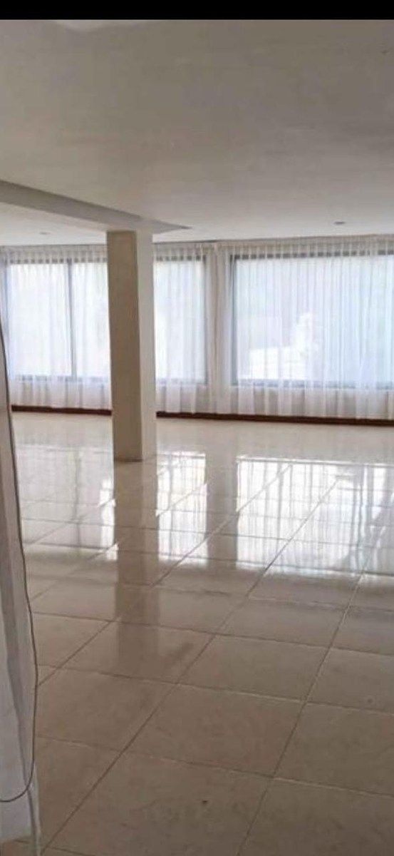 Venda de casa em Paseos del Bosque Naucalpan Vista del Valle, foto 1 de 24