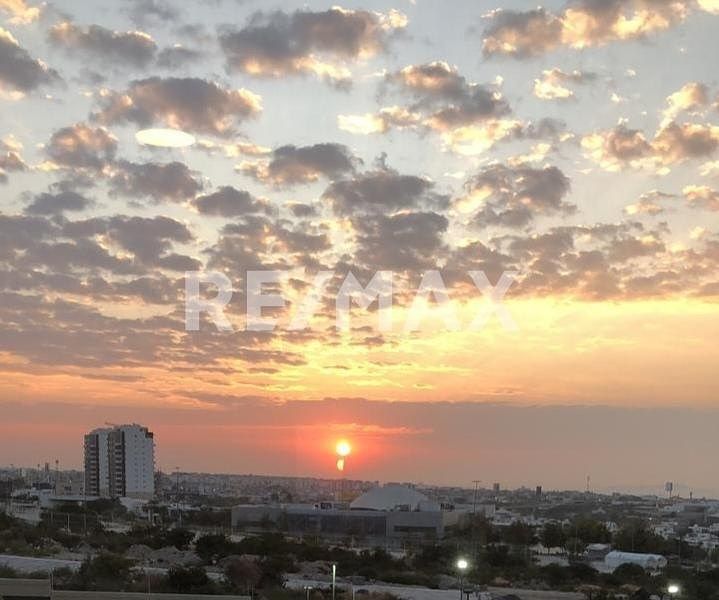 Casa em condomínio fechado em Paseo San Junípero, Querétaro, foto 2 de 23