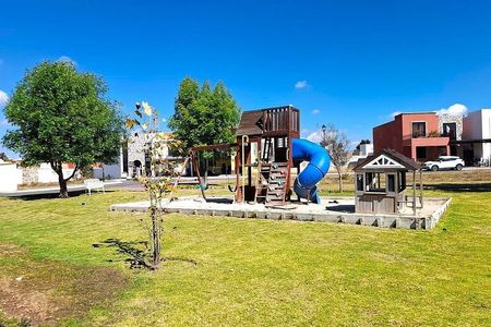 🏡 CASA EN VENTA EN ZIRÁNDARO – MAGNOLIAS