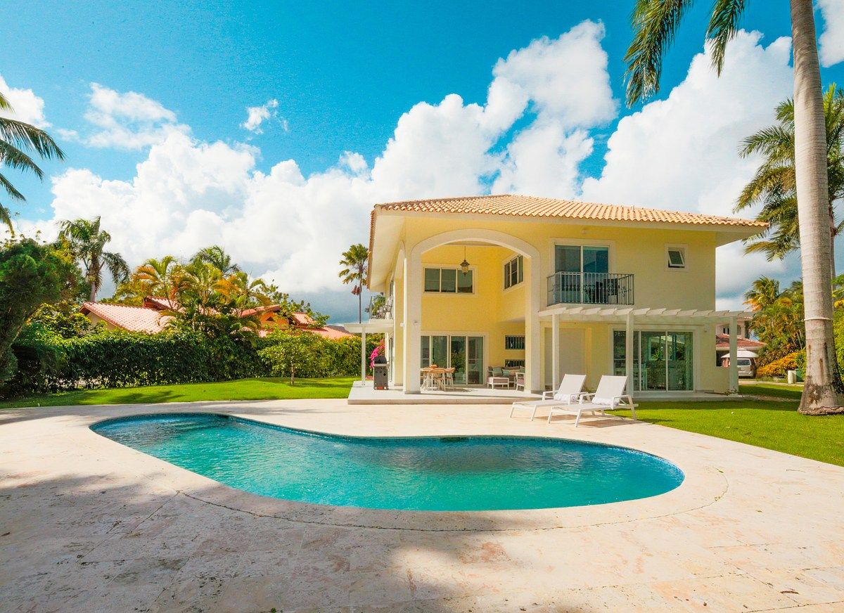 Vendo Villa en Cocotal, piscina privada,  1000m2  de solar  300 m2 Construcción, foto 1 de 20