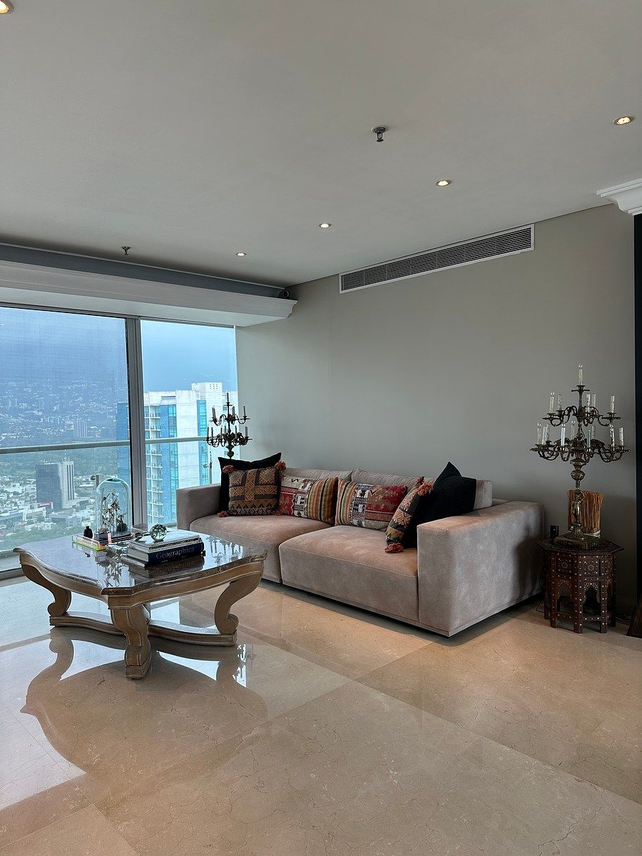 Apartamento em Zona Loma Larga Oriente, San Pedro Garza García, foto 2 de 13
