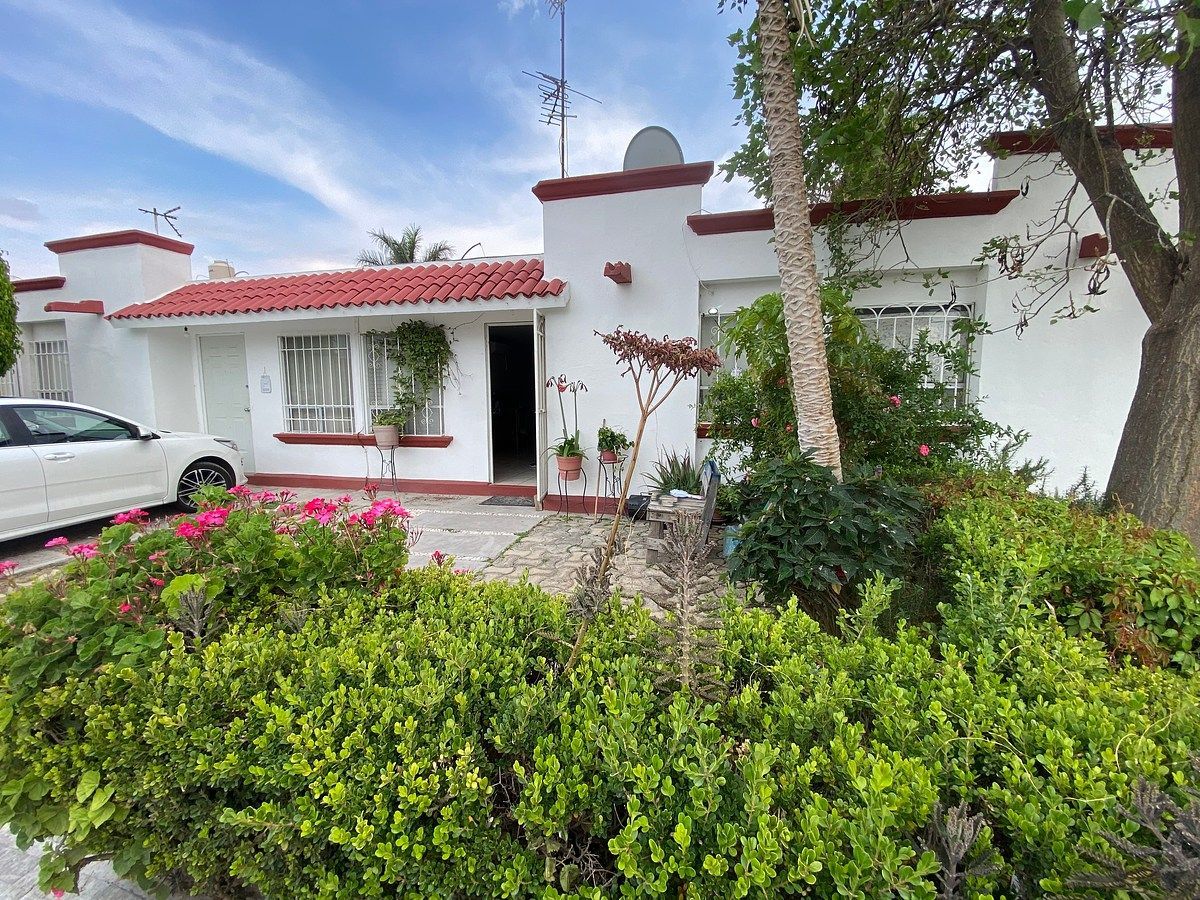 CASA PIRAMIDES EN VENTA EN QUERETARO, foto 1 de 18