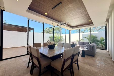 Casa en venta en Temozón Norte en Mérida | 4 recámaras | Entrega Inmediata |