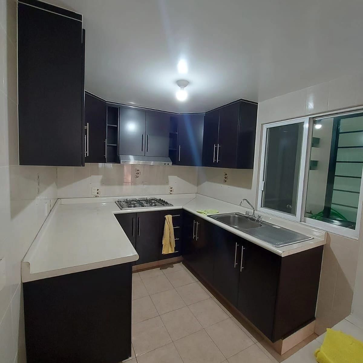 VENTA - Casa de Diseño Funcional con Alta Plusvalía en Coto Privado, foto 1 de 13