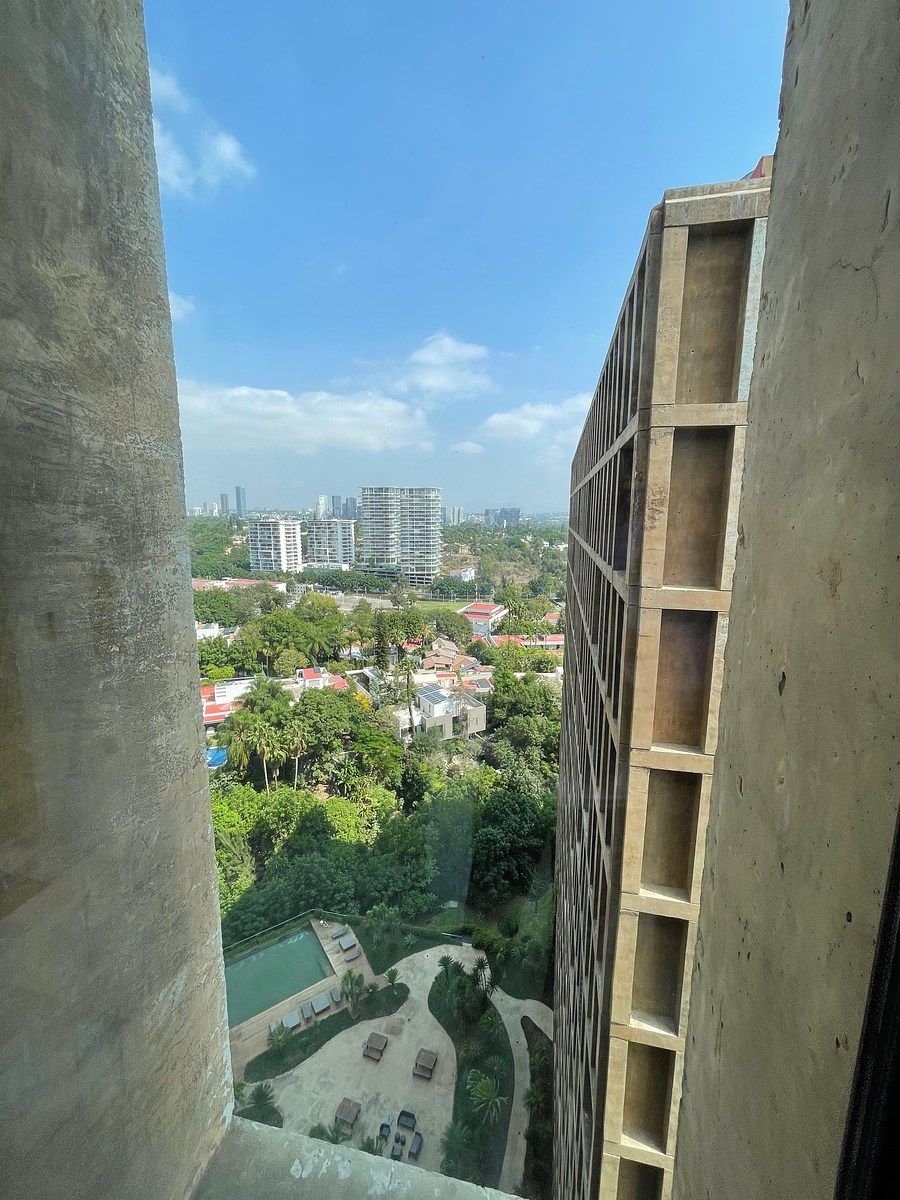 Bellas vistas desde la puerta principal, foto 1 de 17