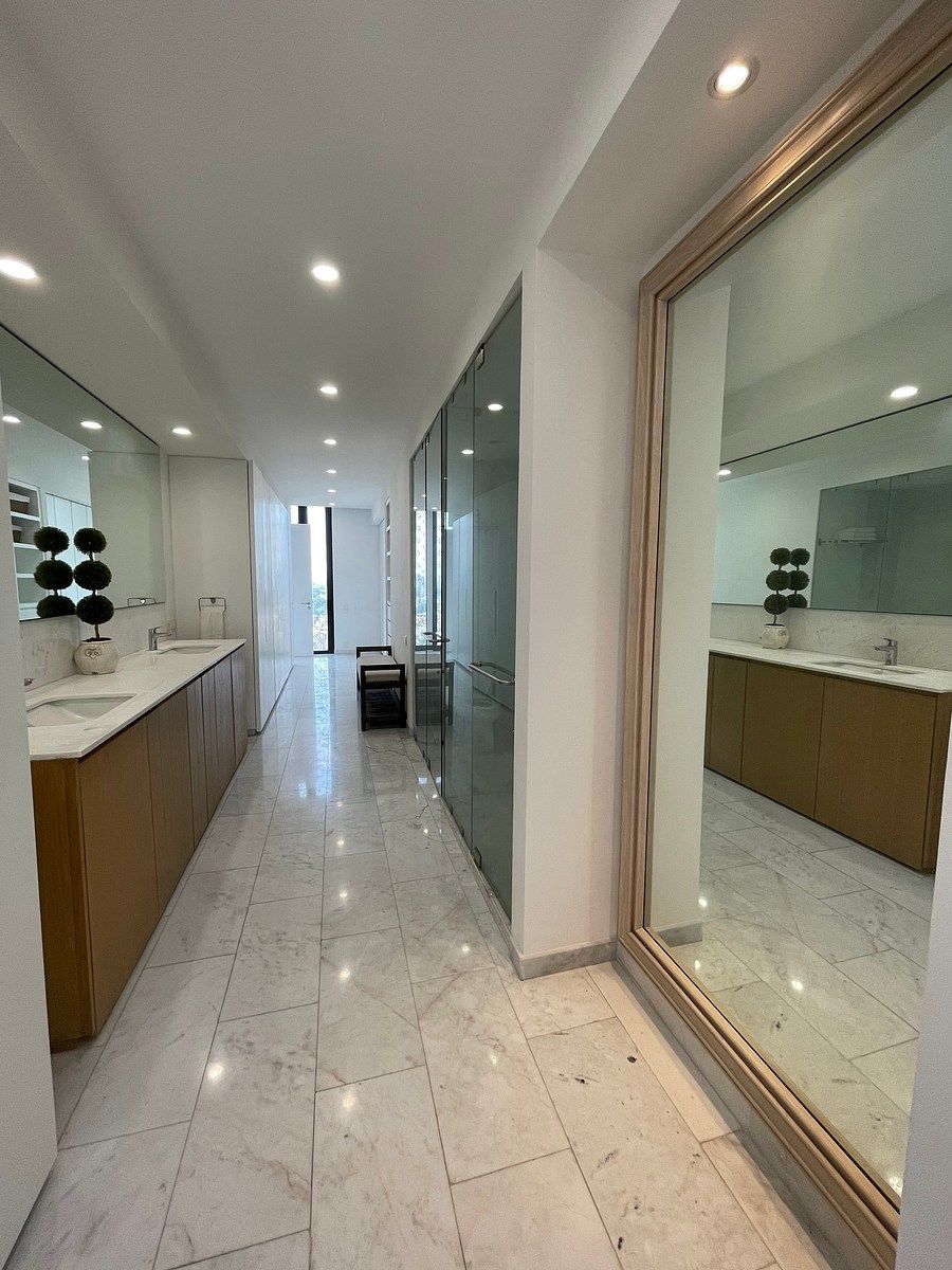 Baño principal, foto 8 de 17