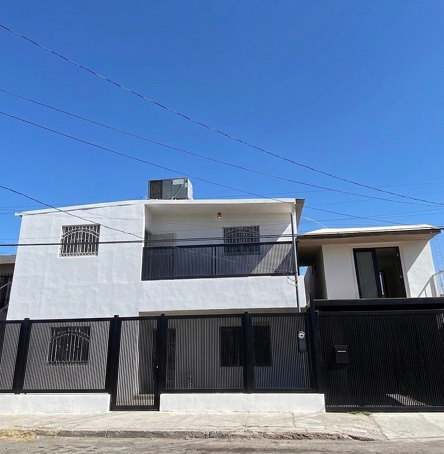 Property for sale on Tapiceros Street Mexicali, photo 1 of 9