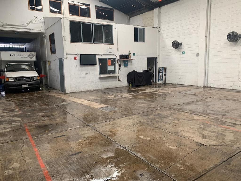 Galpão comercial em Viveros de La Loma, Tlalnepantla de Baz, foto 16 de 19