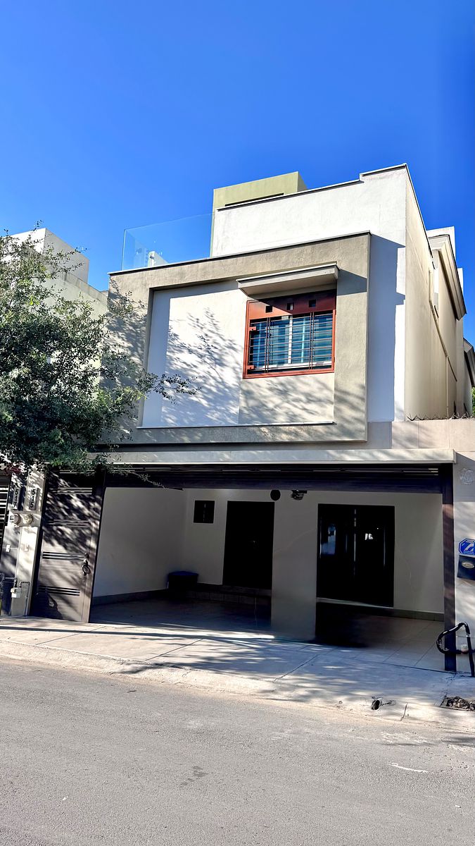 Casa em Puerta de Hierro, Monterrey, foto 2 de 40