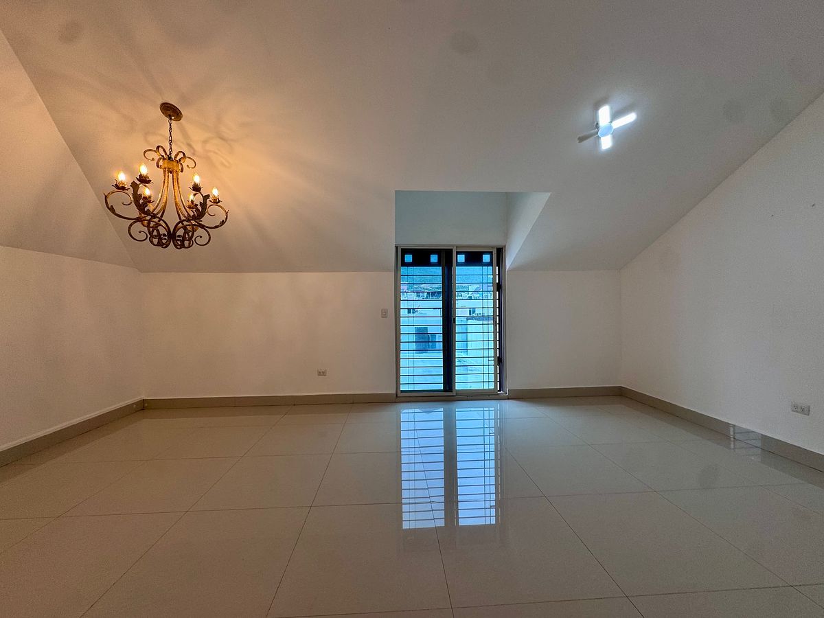 House in Puerta de Hierro, Monterrey, photo 8 of 46