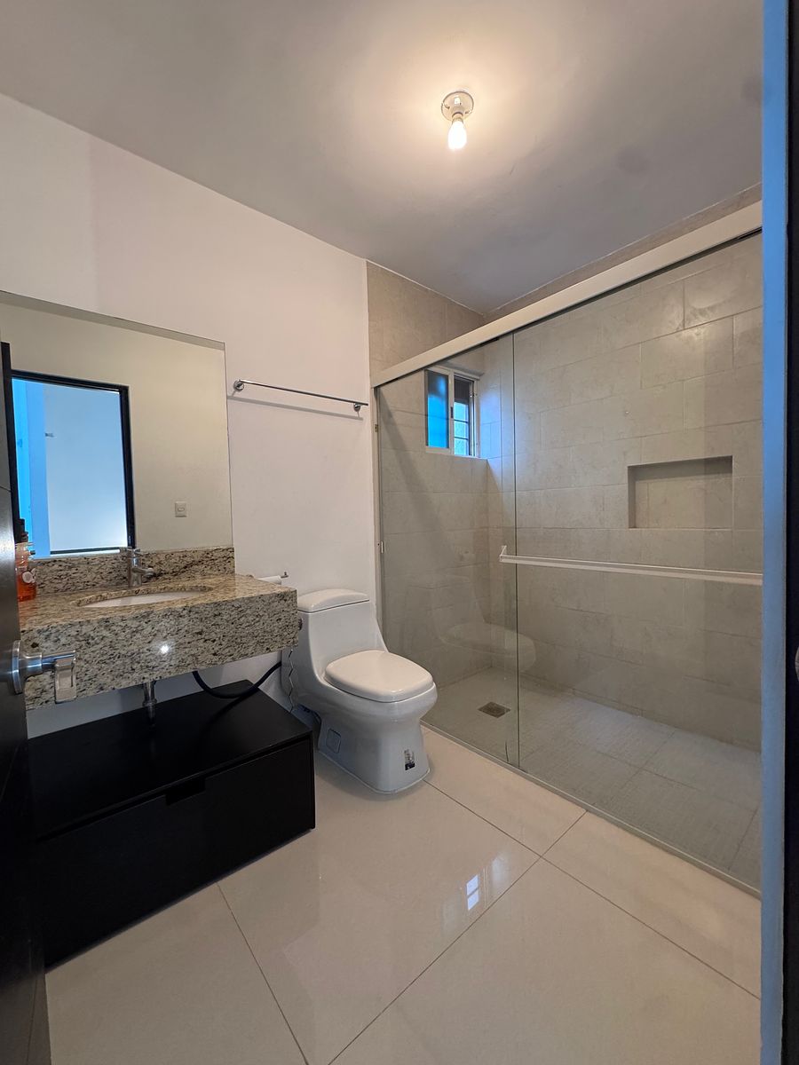 House in Puerta de Hierro, Monterrey, photo 9 of 46