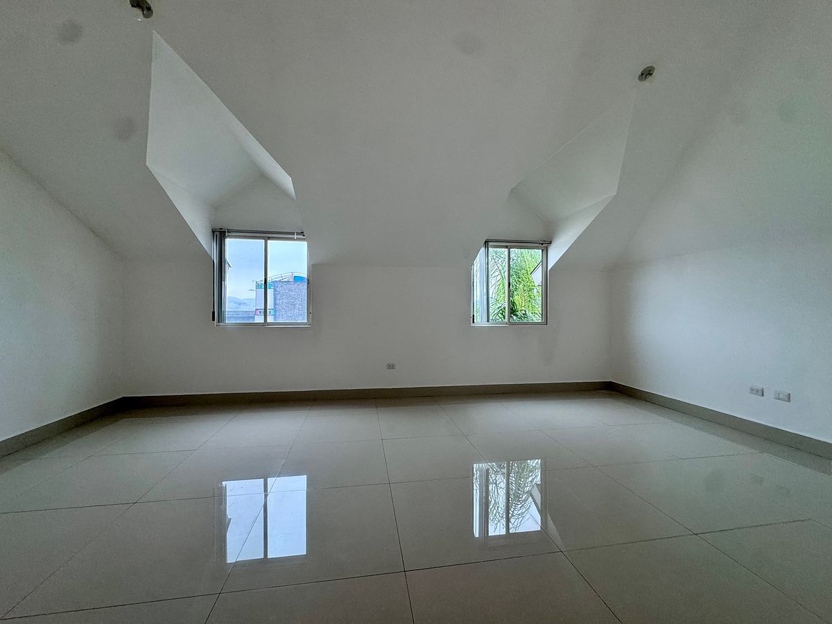 House in Puerta de Hierro, Monterrey, photo 11 of 46