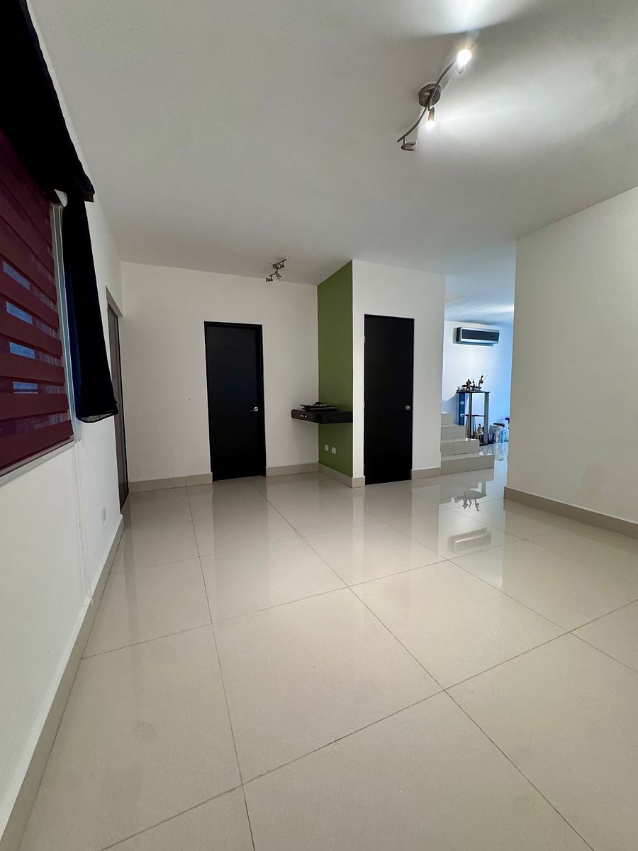 House in Puerta de Hierro, Monterrey, photo 41 of 46