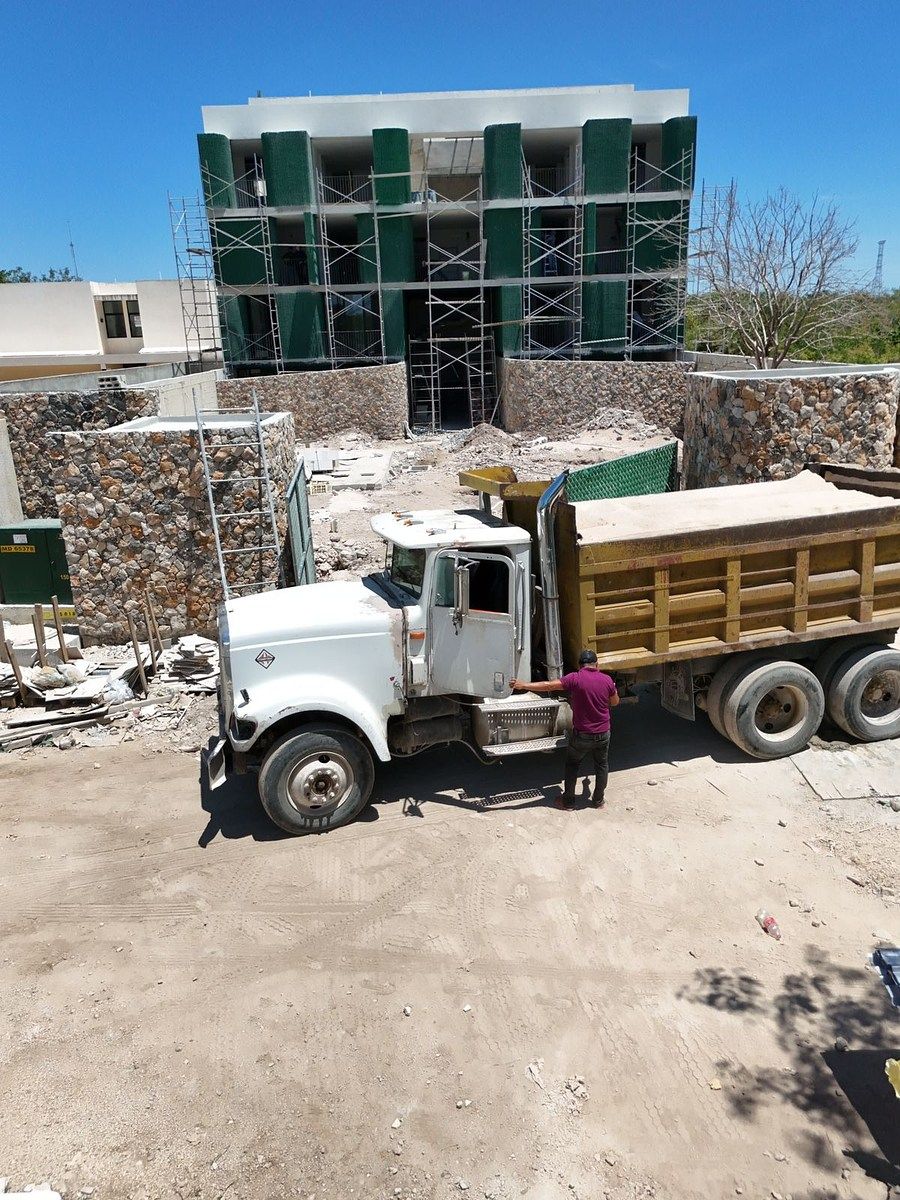 ABRIL 2026, foto 15 de 16