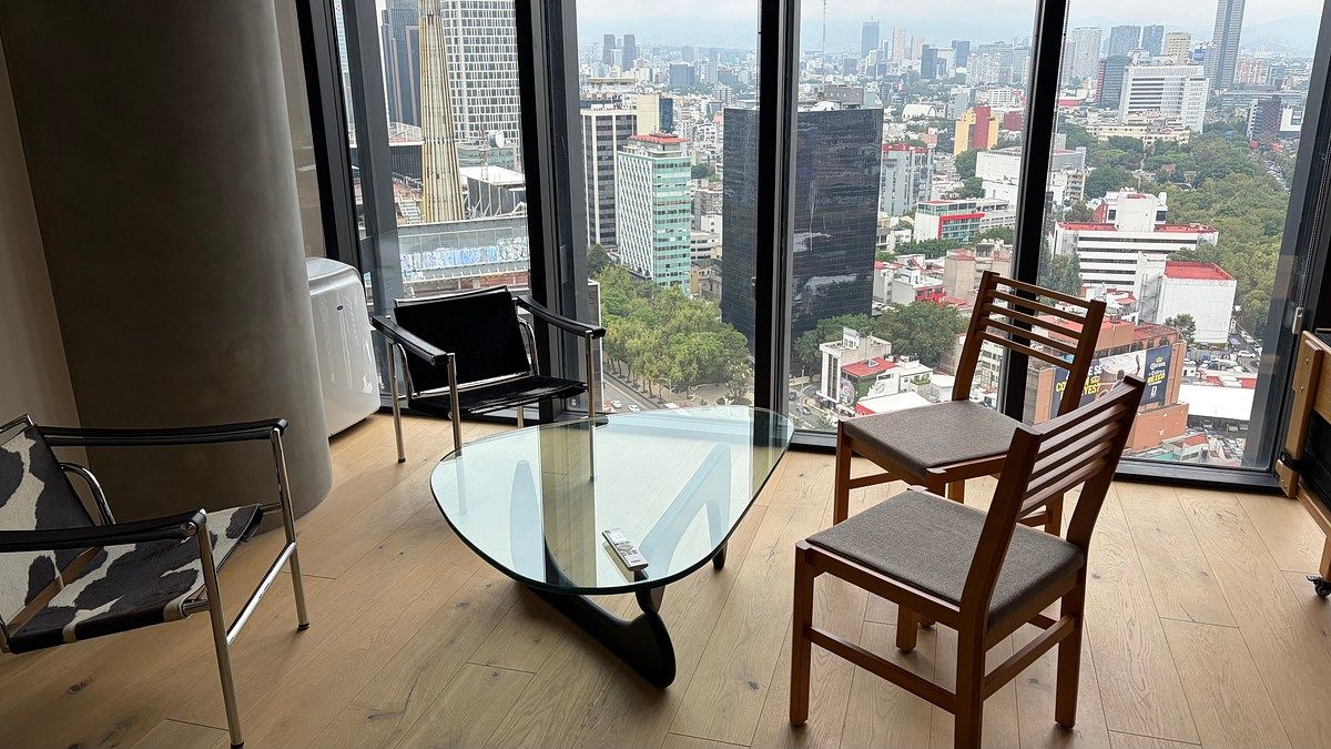 SÚPER DEPARTAMENTO EN RENTA EN "UNIVERSITY TOWER", foto 1 de 13