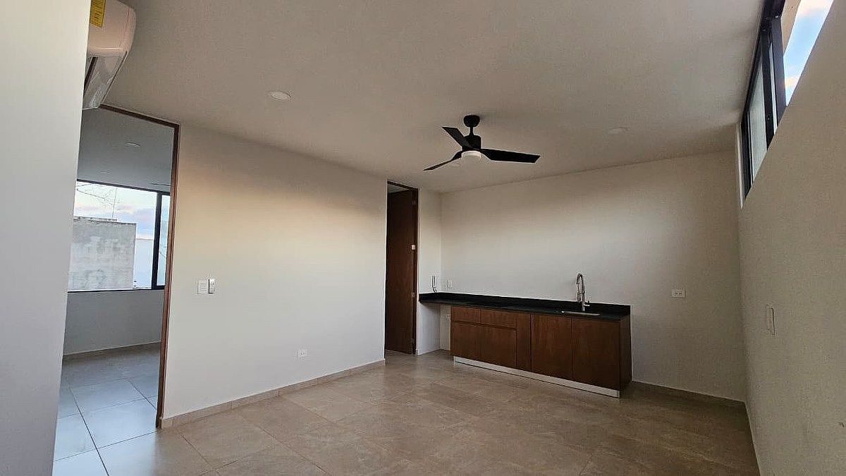 ITADMA RENTA Departamento AMUEBLADO Privada Temozón Norte, foto 1 de 17