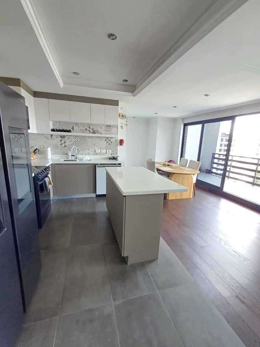 Apartamento en Zona 14, Guatemala, foto 3 de 13