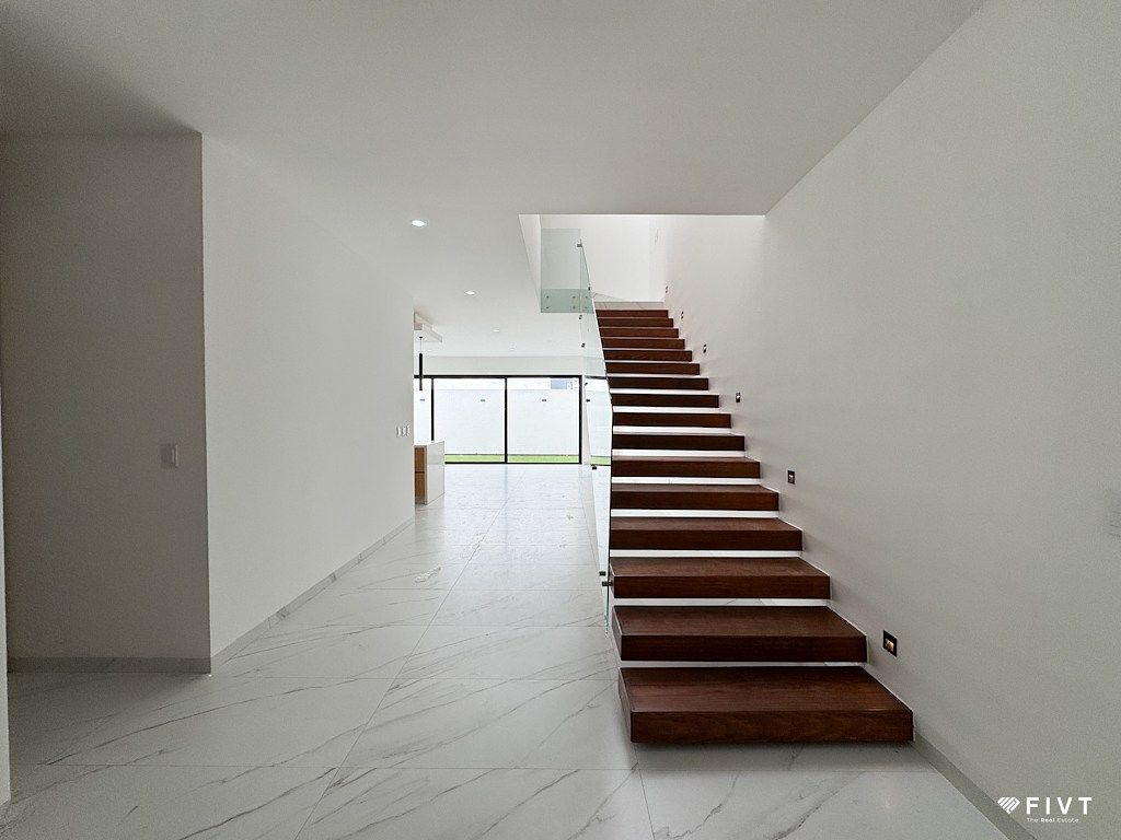 Casa em Zibatá, El Marqués, foto 2 de 27