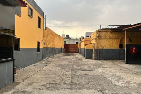 Terreno de Uso Misto à Venda na Colônia Artesanos, Centro de Guadalajara