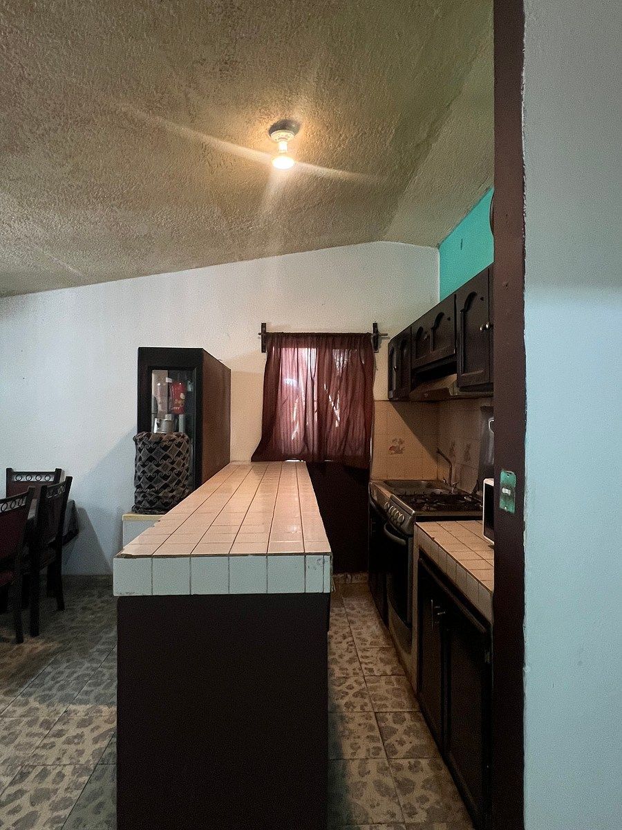 House in Reforma, La Paz, photo 9 of 40