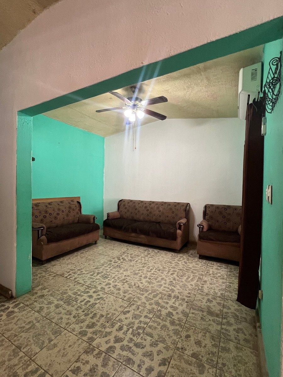 House in Reforma, La Paz, photo 13 of 40