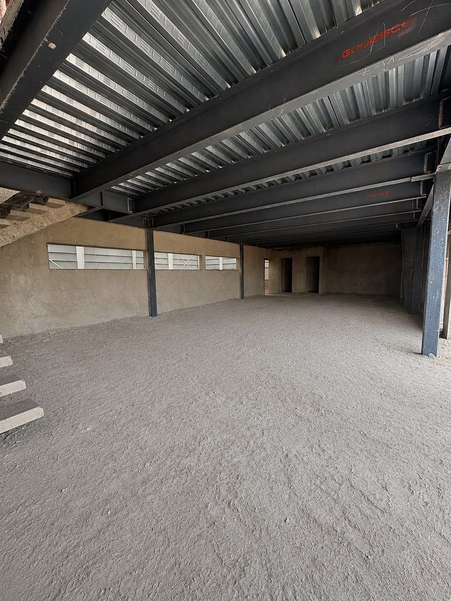 Commercial Storage Unit in Tala Centro, Tala, photo 5 of 10