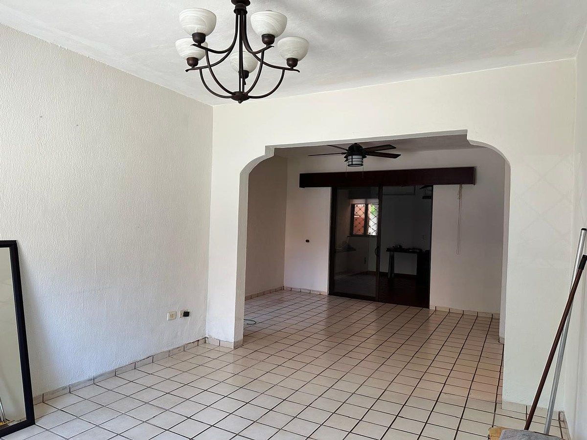 Casa en Residencial Del Arco, Mérida, foto 2 de 26