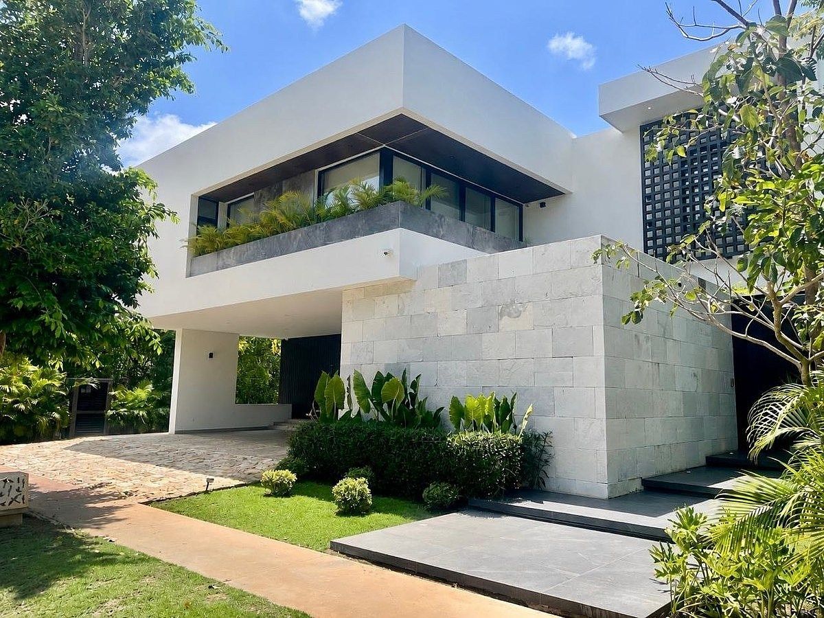 Casa en Venta  | 4 Recámaras | Yucatán Country Club, foto 1 de 10