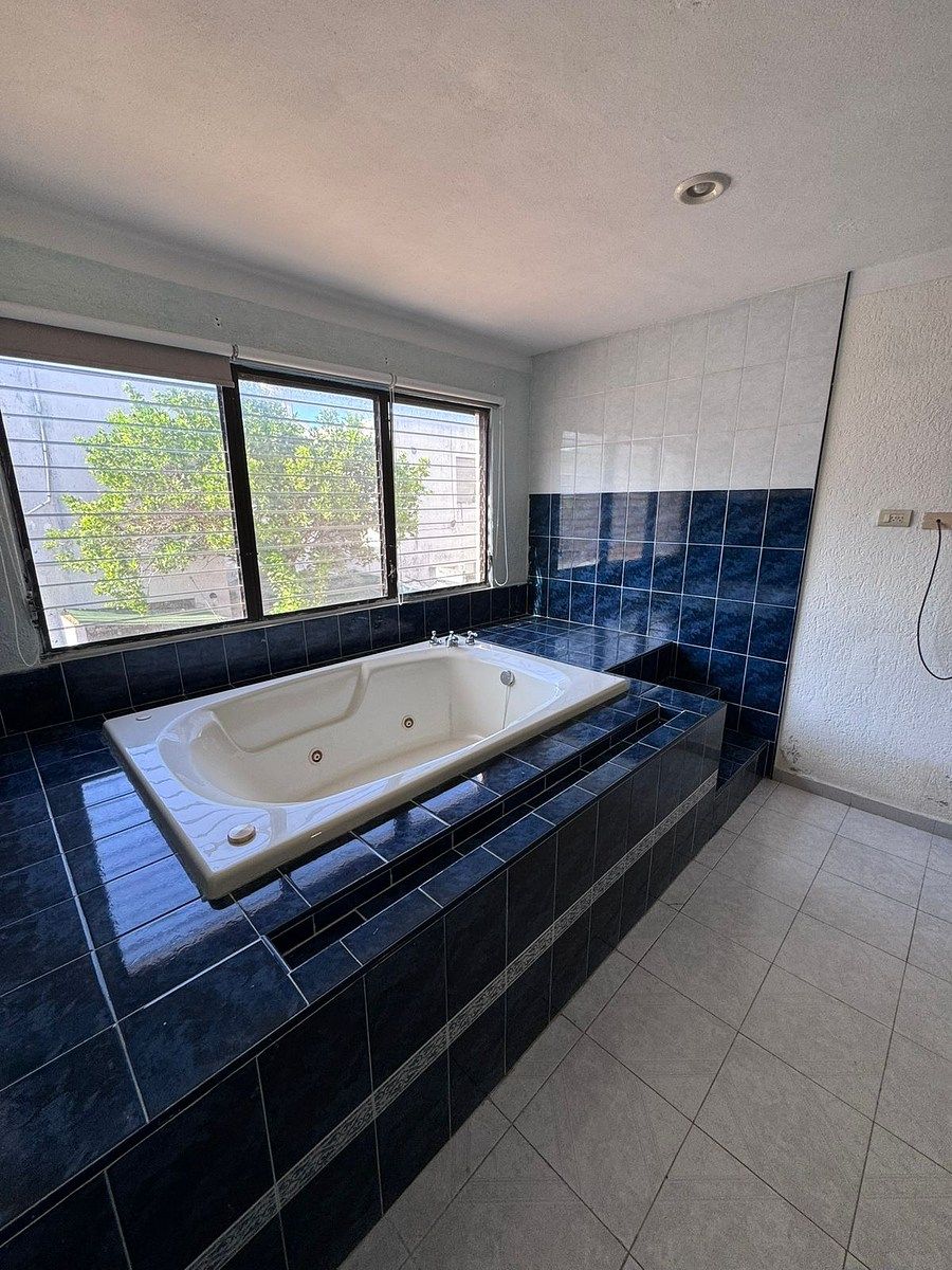 House in Gated Community in Chuburna de Hidalgo, Mérida, photo 19 of 21