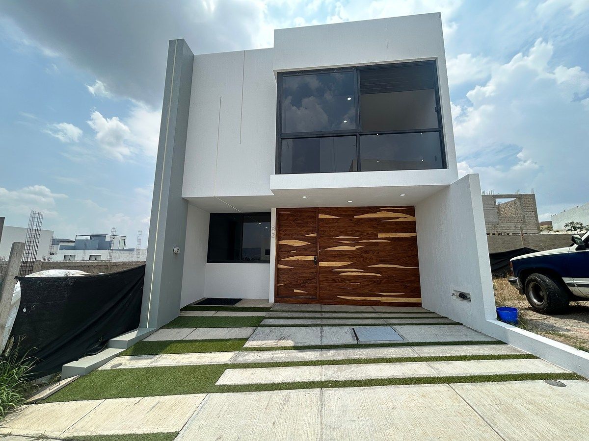 Venta casa SENDEROS DE MONTEVERDE, foto 1 de 35