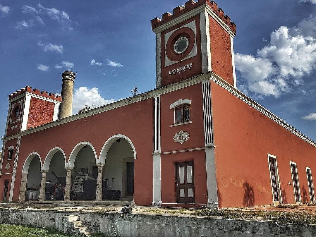 Edifício em Oxtapacab, Tecoh, foto 2 de 11