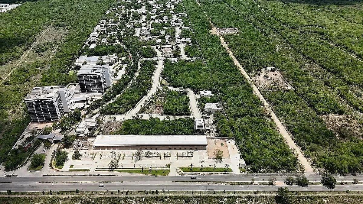Lote em Yucatán Country Club, Mérida, foto 6 de 8