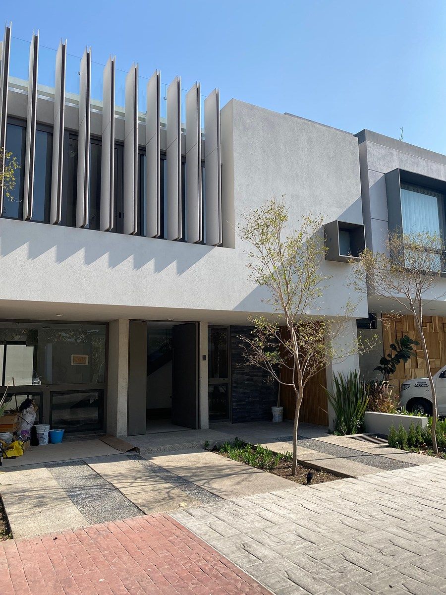 Fachada, foto 1 de 22