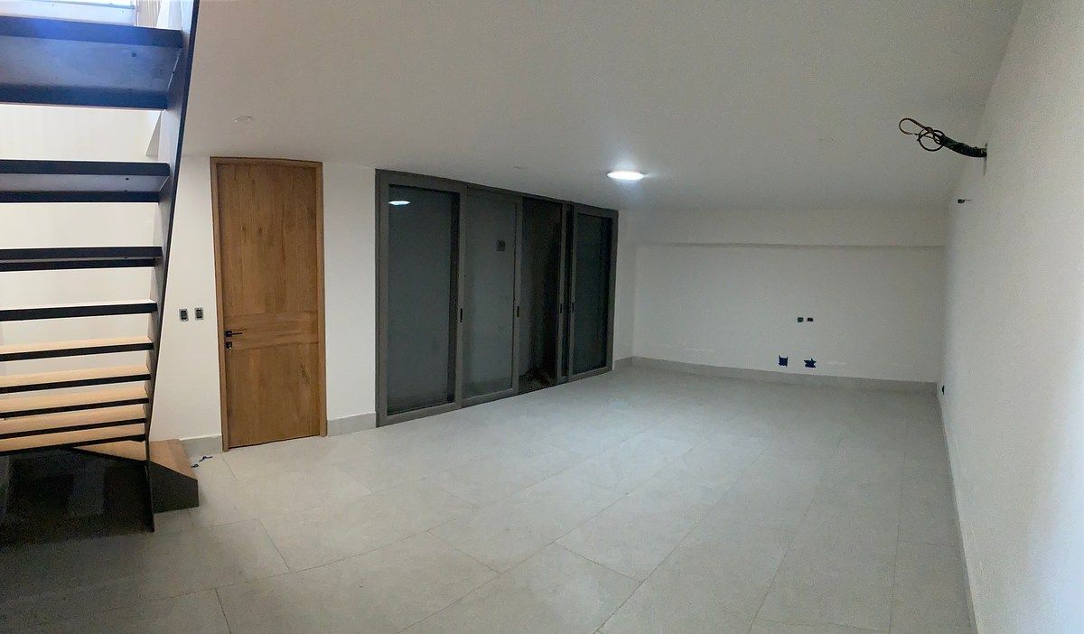 Sótano / Bar / área de Gym, foto 21 de 22
