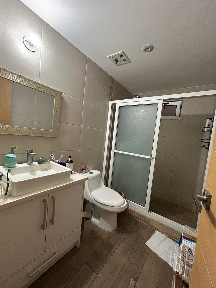 Apartamento en Zona 10, Guatemala, foto 7 de 17