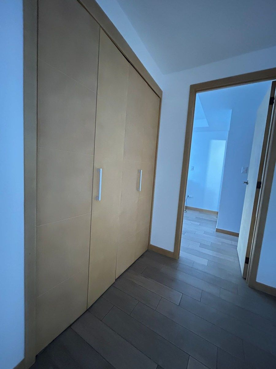 Apartamento en Zona 10, Guatemala, foto 8 de 17