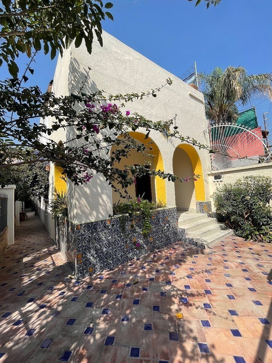 CASA PARA OFICINAS EN RENTA – COLONIA AMERICANA, GUADALAJARA, foto 1 de 17