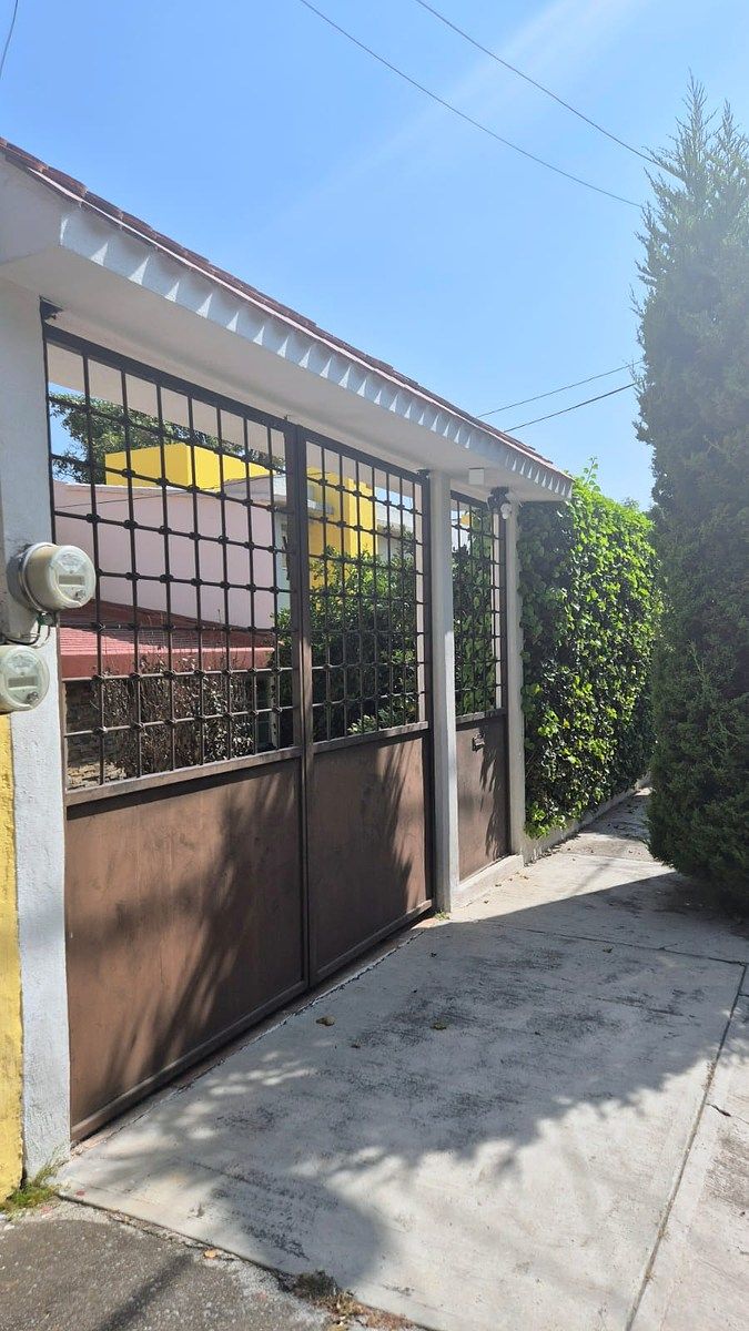 Spacious and bright house in a subdivision in Lomas de San Mateo, Naucalpan - foto 2