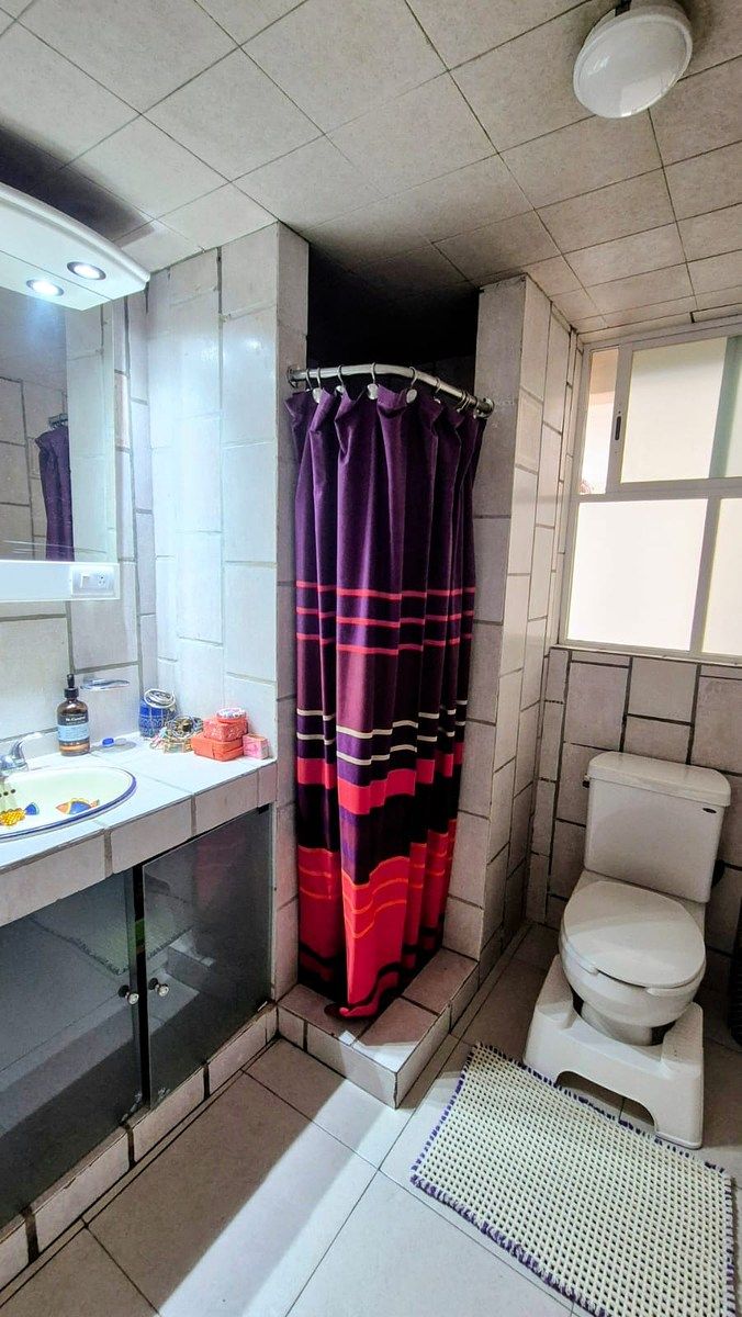 1er Baño completo 1 Planta baja, foto 17 de 21