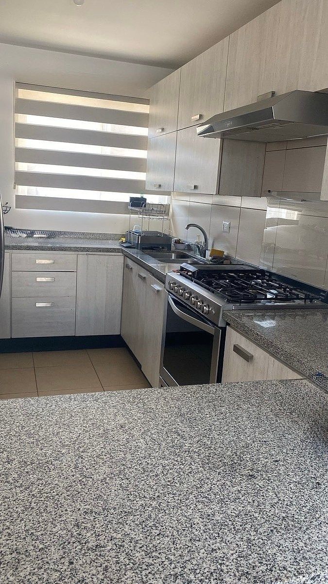 Casa em condomínio fechado em Zákia, El Marqués, foto 2 de 18